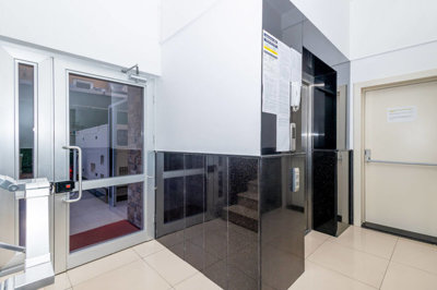 Exterior 5