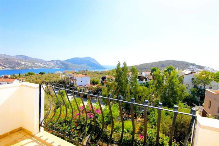 Image No.22-2 Bed Apartment for sale