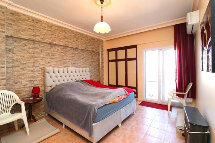 Image No.25-2 Bed Apartment for sale