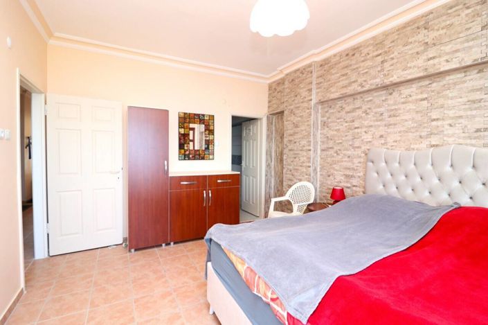 Image No.26-2 Bed Apartment for sale