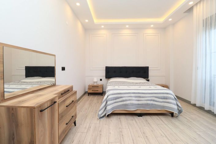 Image No.15-4 Bed House/Villa for sale