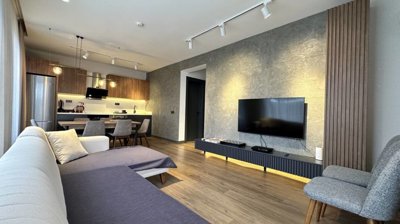 Interior 3