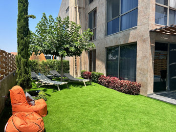 Exterior 2