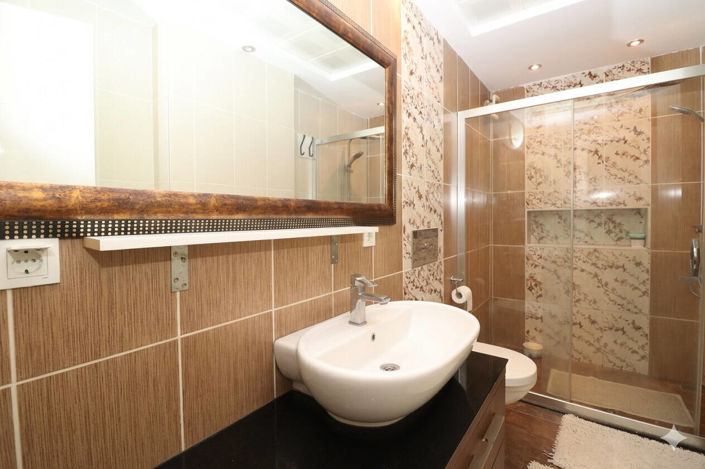 Image No.22-3 Bed Apartment for sale