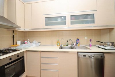 Interior 4