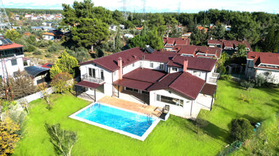 Exterior 1