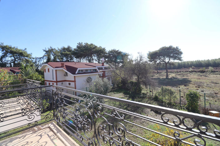 Image No.27-11 Bed House/Villa for sale
