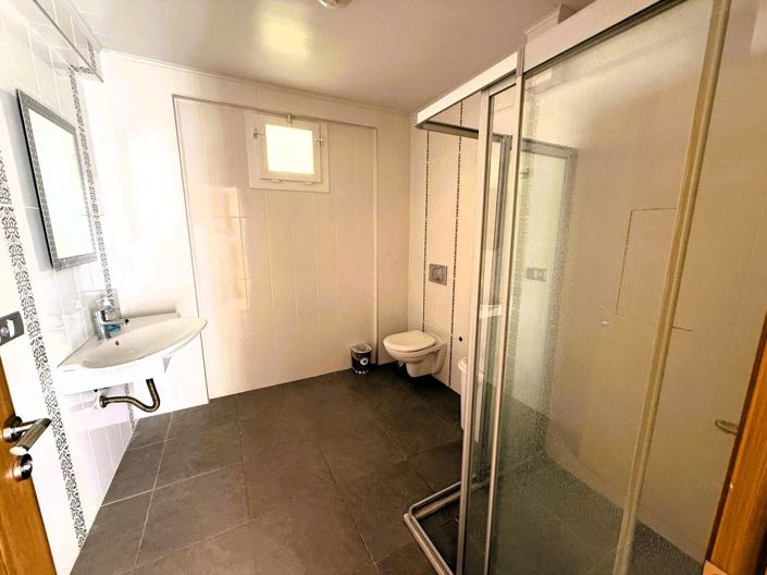 Image No.33-5 Bed House/Villa for sale