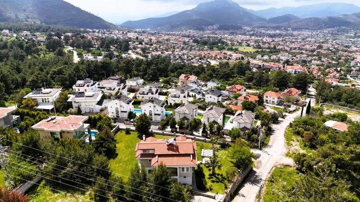 Image No.6-5 Bed House/Villa for sale