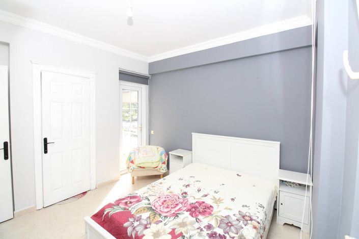 Image No.22-4 Bed Apartment for sale