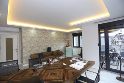 Interior 3