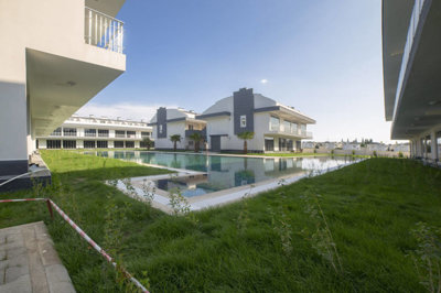 Exterior 5