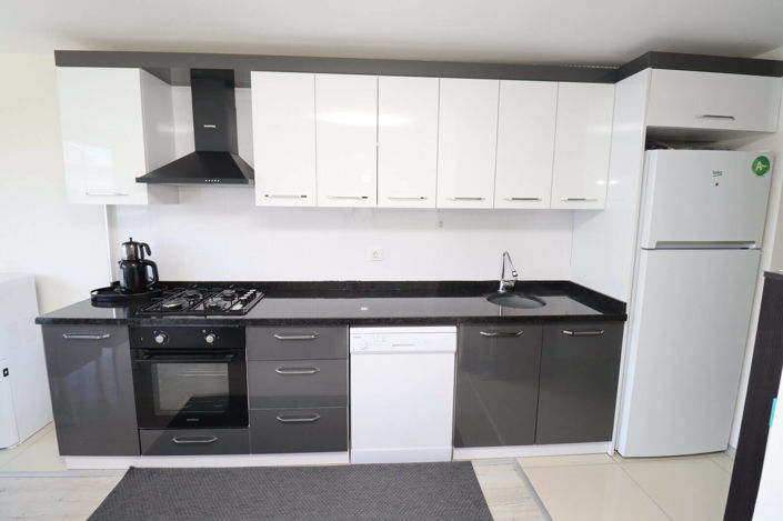 Image No.9-2 Bed Apartment for sale