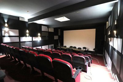 Exterior 12