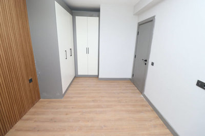 Interior 3