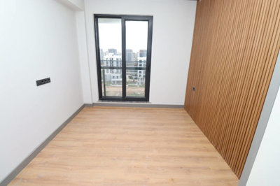 Interior 4