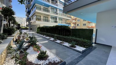 Exterior 8