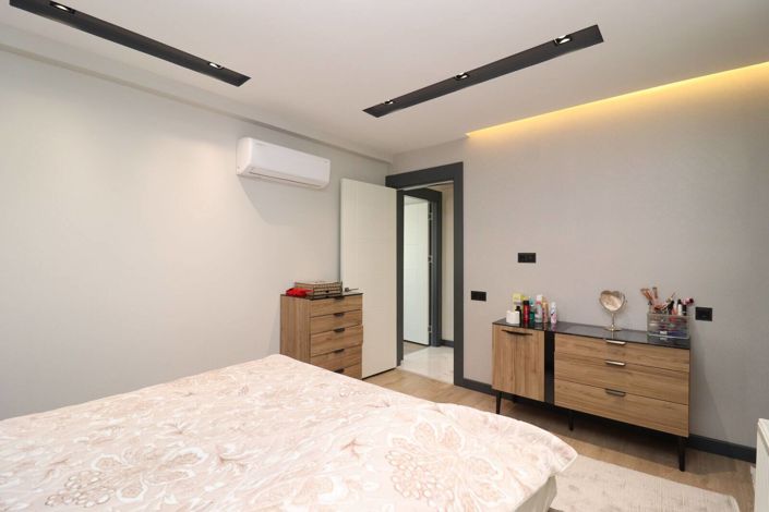 Image No.18-3 Bed Apartment for sale
