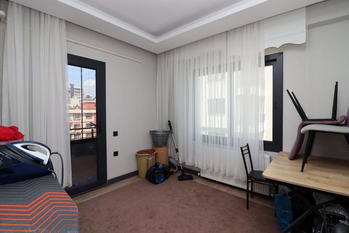 Image No.22-3 Bed Apartment for sale