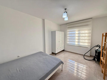 Interior 6