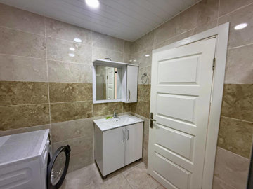 Interior 9