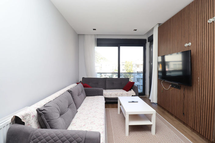 Image No.10-3 Bed Apartment for sale