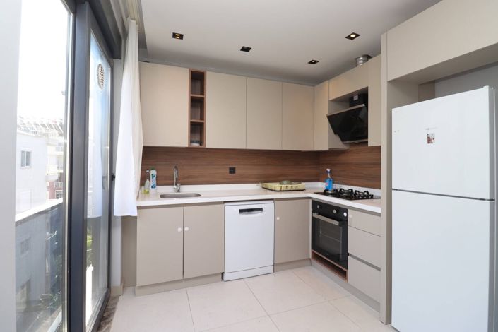 Image No.12-3 Bed Apartment for sale