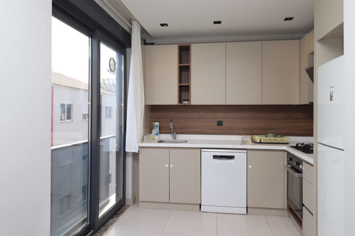 Image No.13-3 Bed Apartment for sale