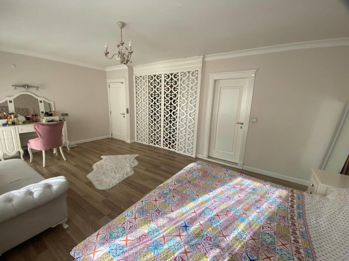Image No.14-5 Bed House/Villa for sale