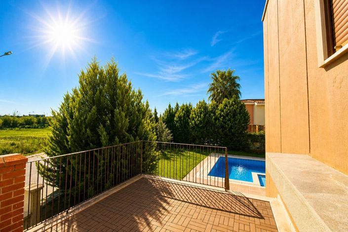 Image No.5-4 Bed House/Villa for sale