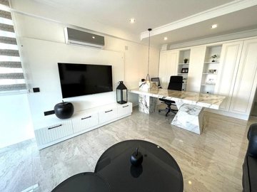 Interior 2