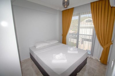 Interior 6