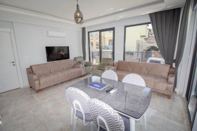 Interior 2