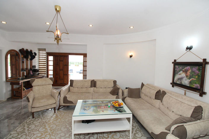 Image No.25-9 Bed House/Villa for sale