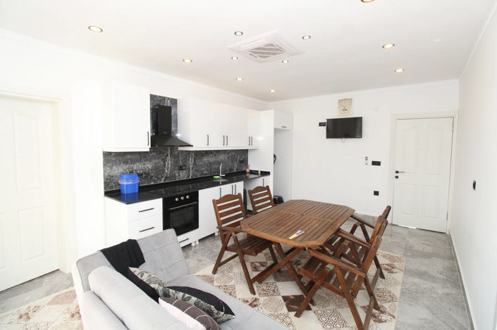 Image No.35-9 Bed House/Villa for sale