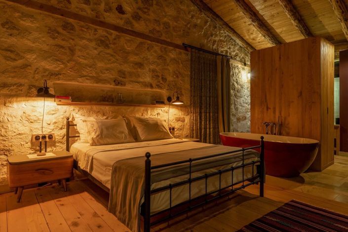 Image No.16-8 Bed House/Villa for sale
