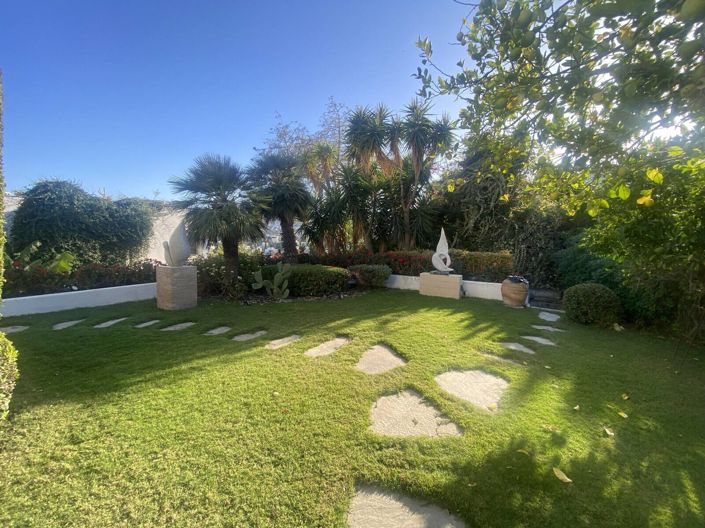 Image No.14-6 Bed House/Villa for sale