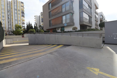 Exterior 5