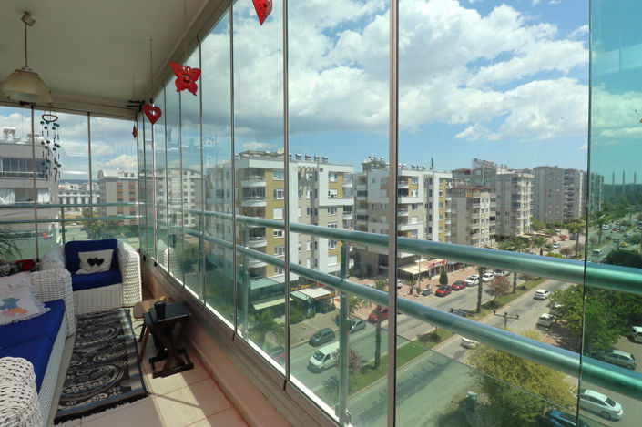 Image No.21-5 Bed Apartment for sale