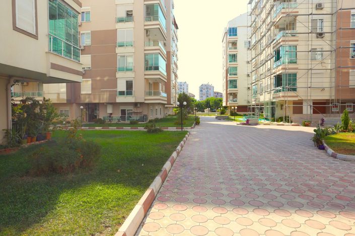 Image No.4-5 Bed Apartment for sale