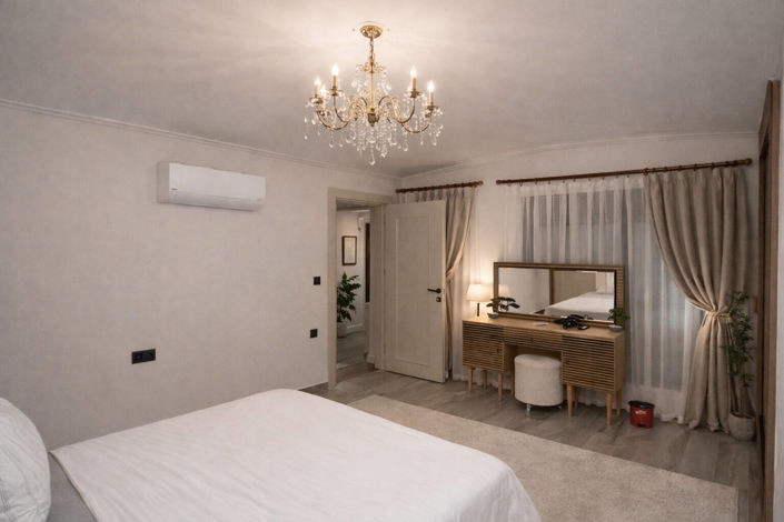 Image No.19-4 Bed House/Villa for sale