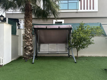 Exterior 6
