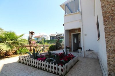 Exterior 10