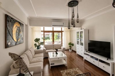Interior 2