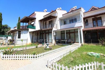 Exterior 7