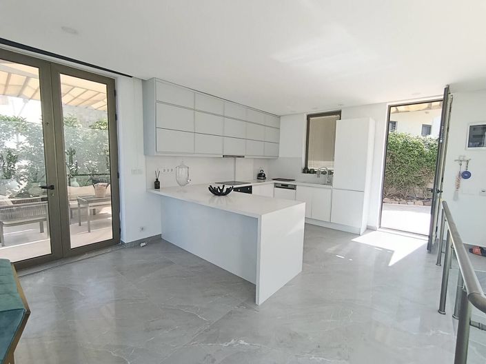 Image No.24-3 Bed House/Villa for sale
