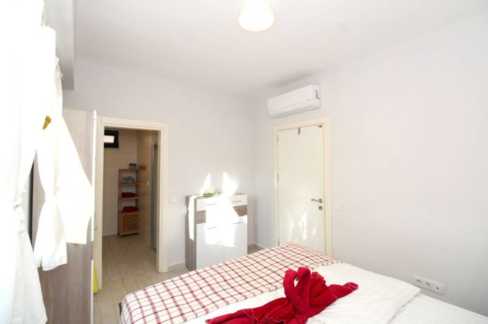 Image No.22-2 Bed Apartment for sale