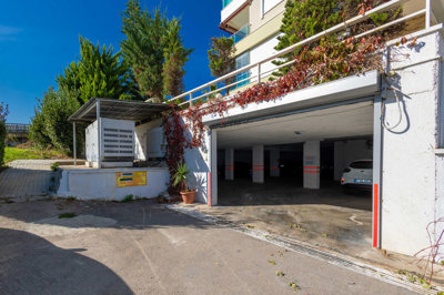 Exterior 12