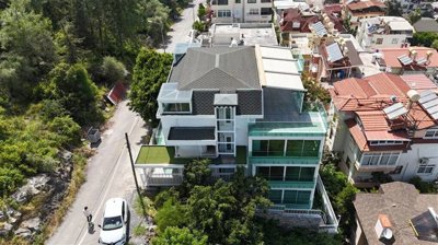 Exterior 4