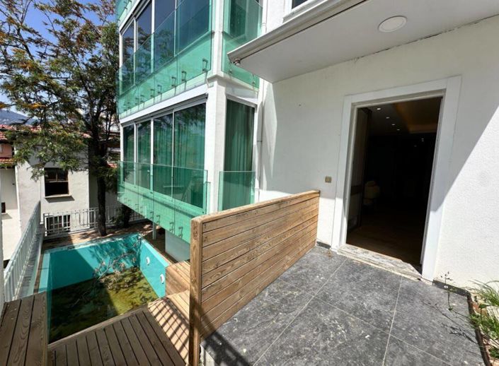 Image No.7-4 Bed Apartment for sale